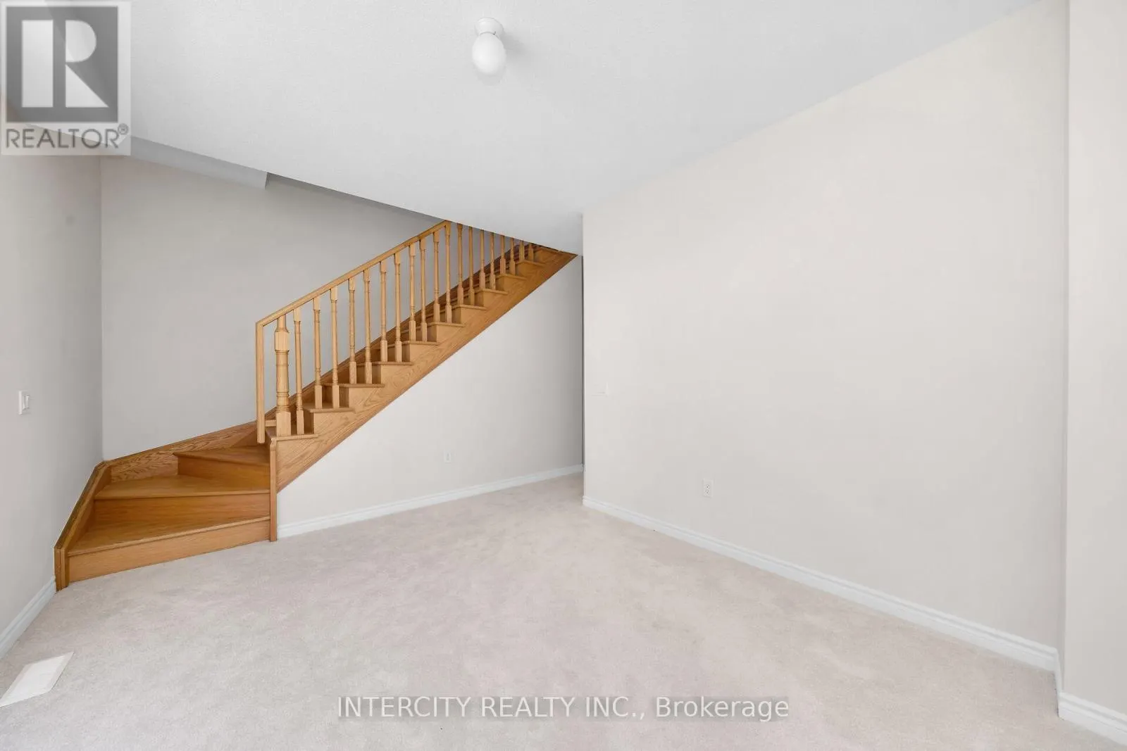 29 DRAINE STREET