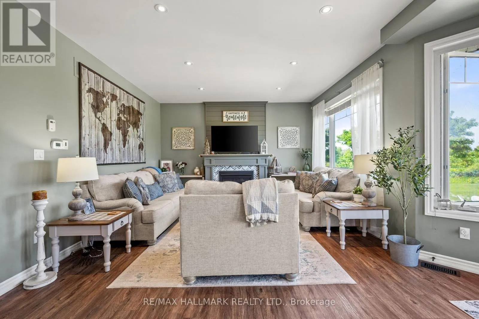 185 RIVERBANK DRIVE