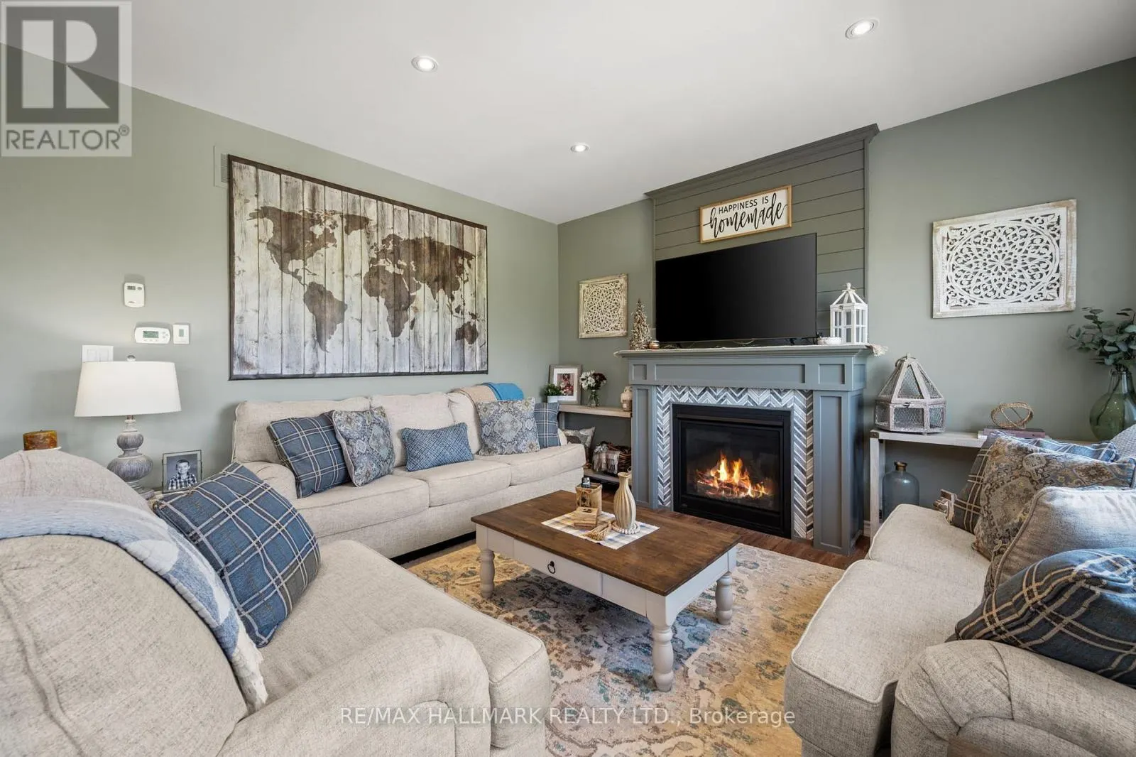 185 RIVERBANK DRIVE
