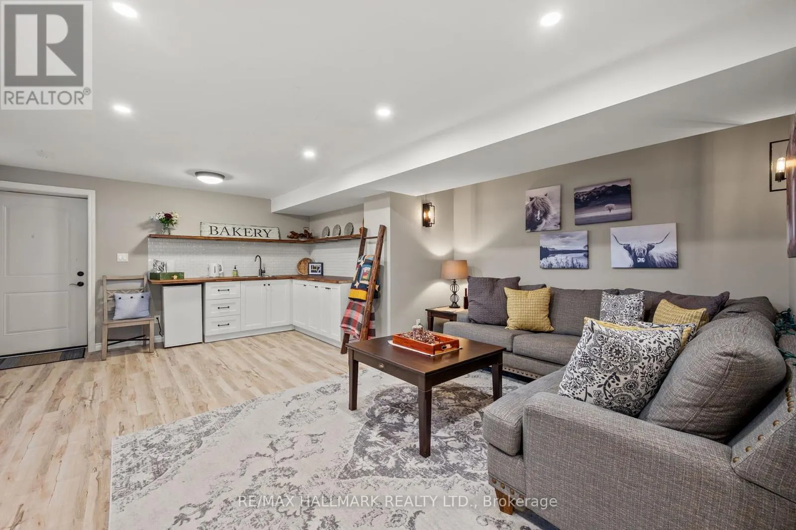 185 RIVERBANK DRIVE