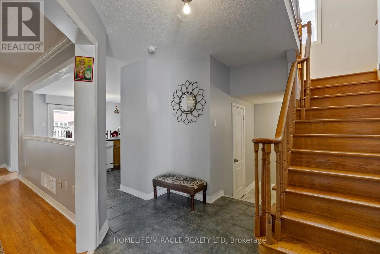 146 ROXBURY STREET