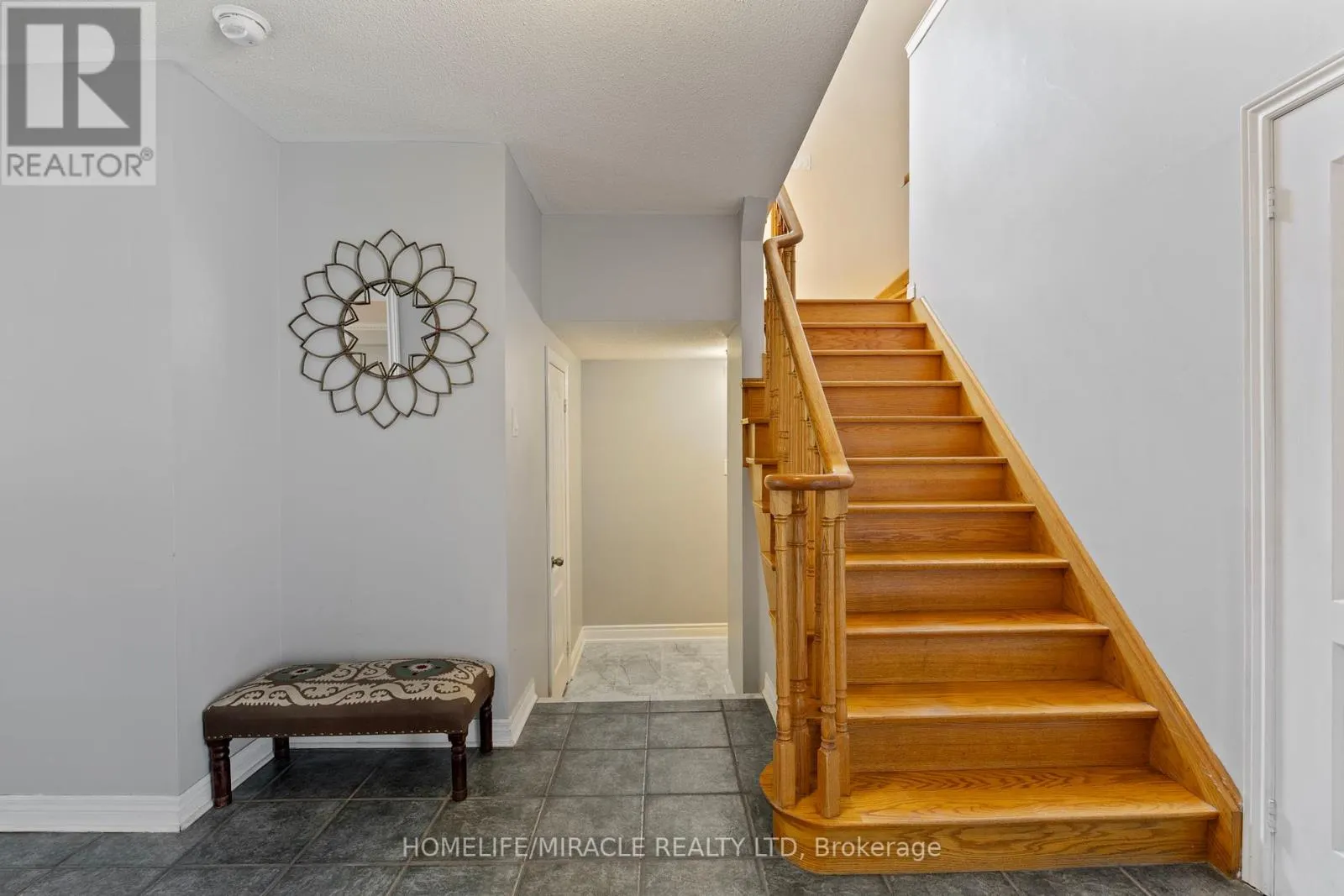 146 ROXBURY STREET