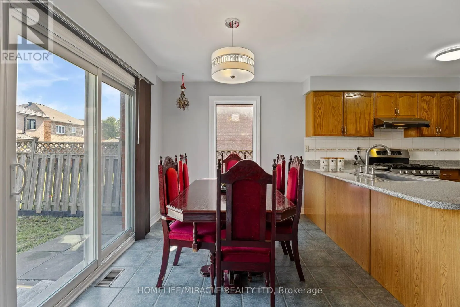 146 ROXBURY STREET