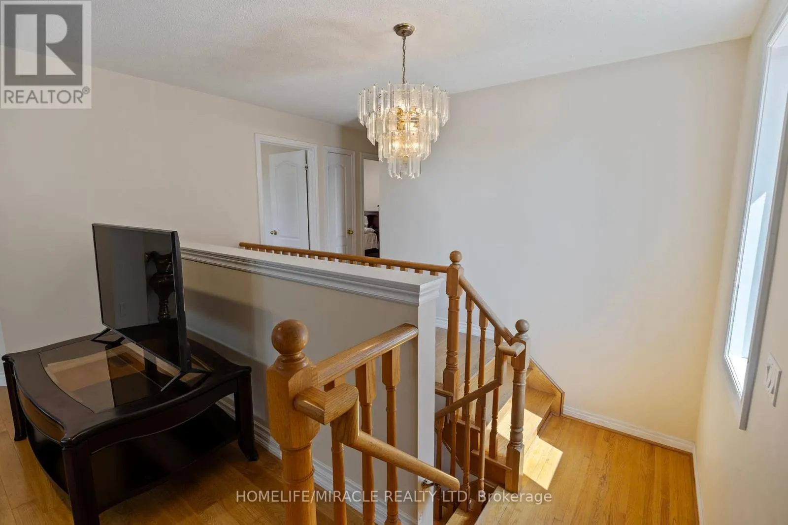 146 ROXBURY STREET