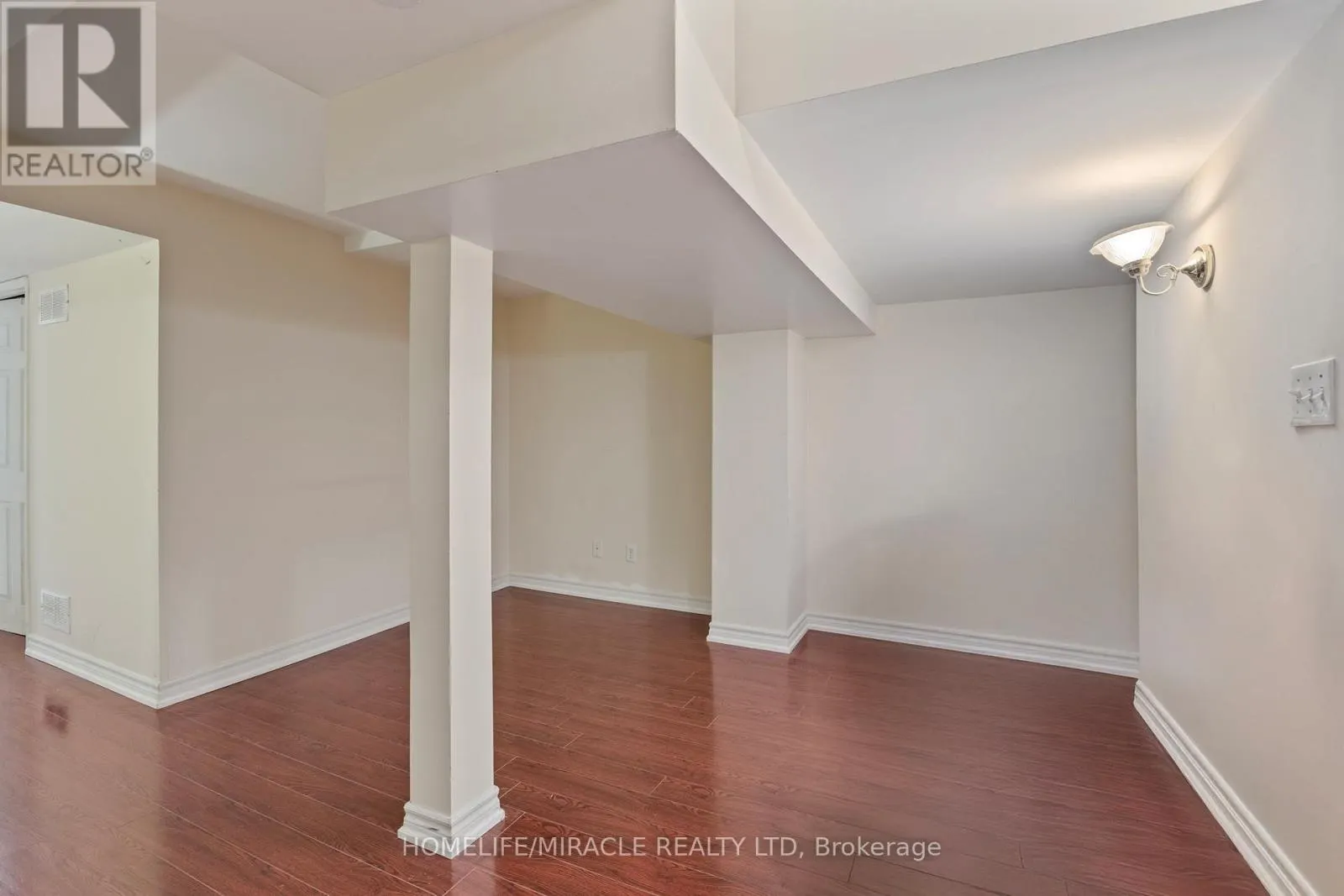 146 ROXBURY STREET