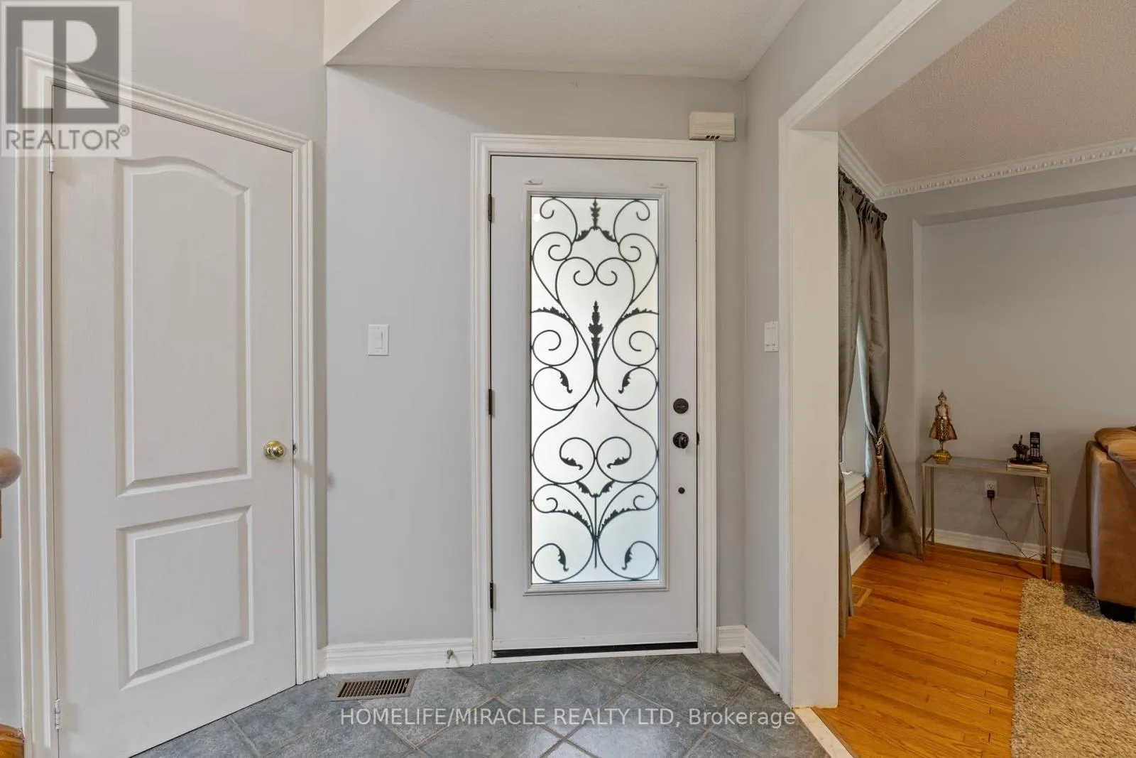 146 ROXBURY STREET