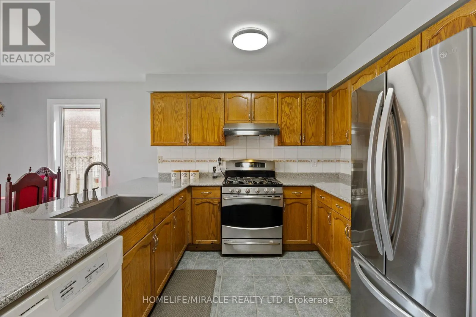 146 ROXBURY STREET