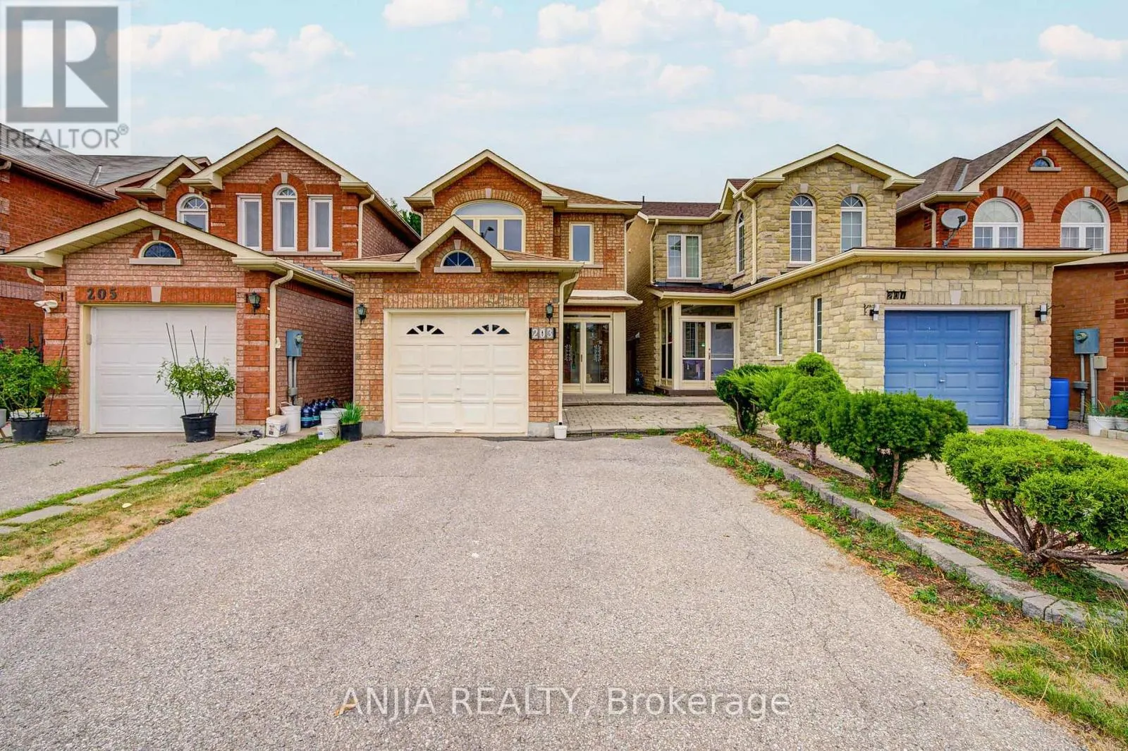 203 MILLIKEN MEADOWS DRIVE