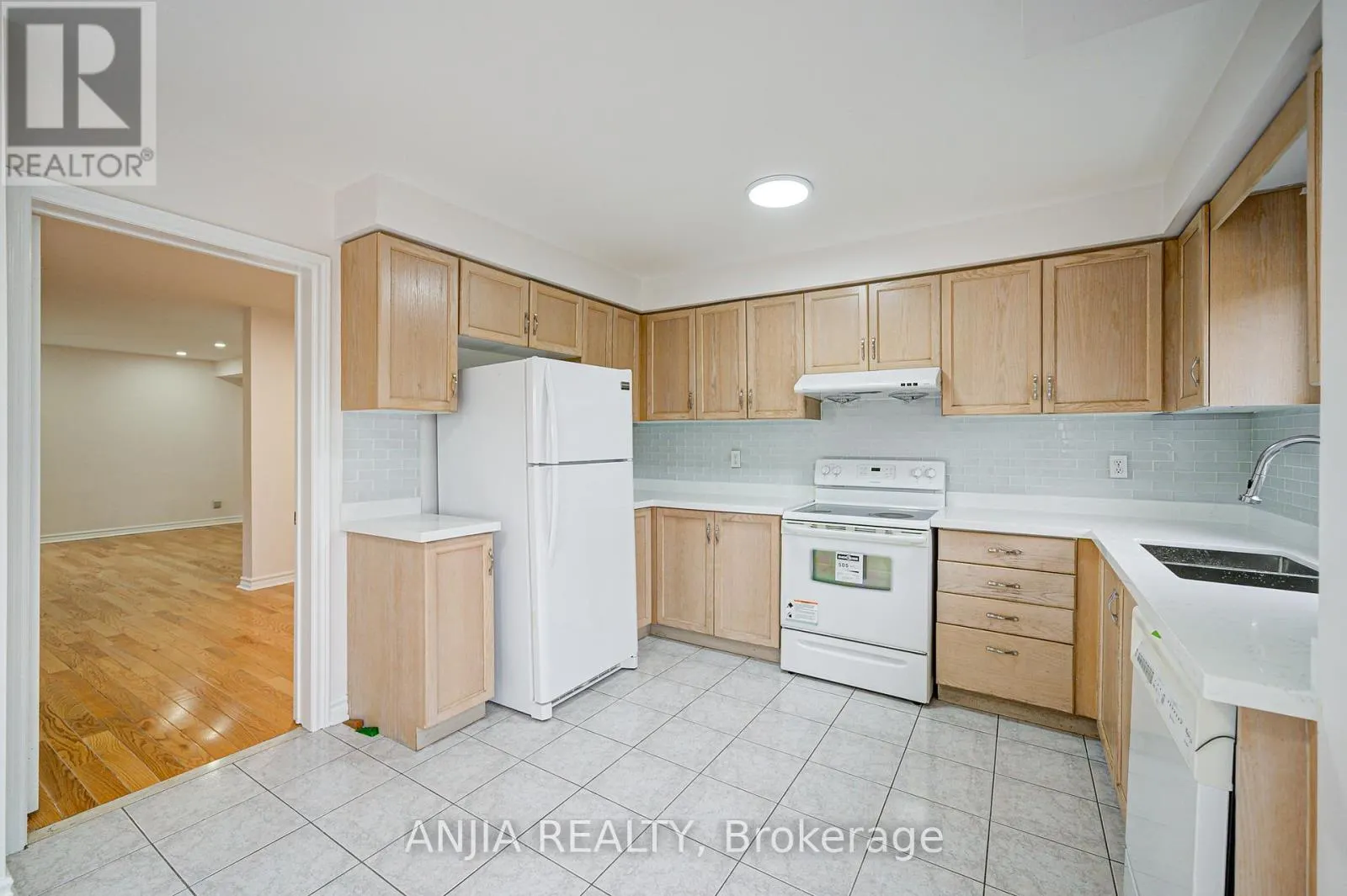 203 MILLIKEN MEADOWS DRIVE