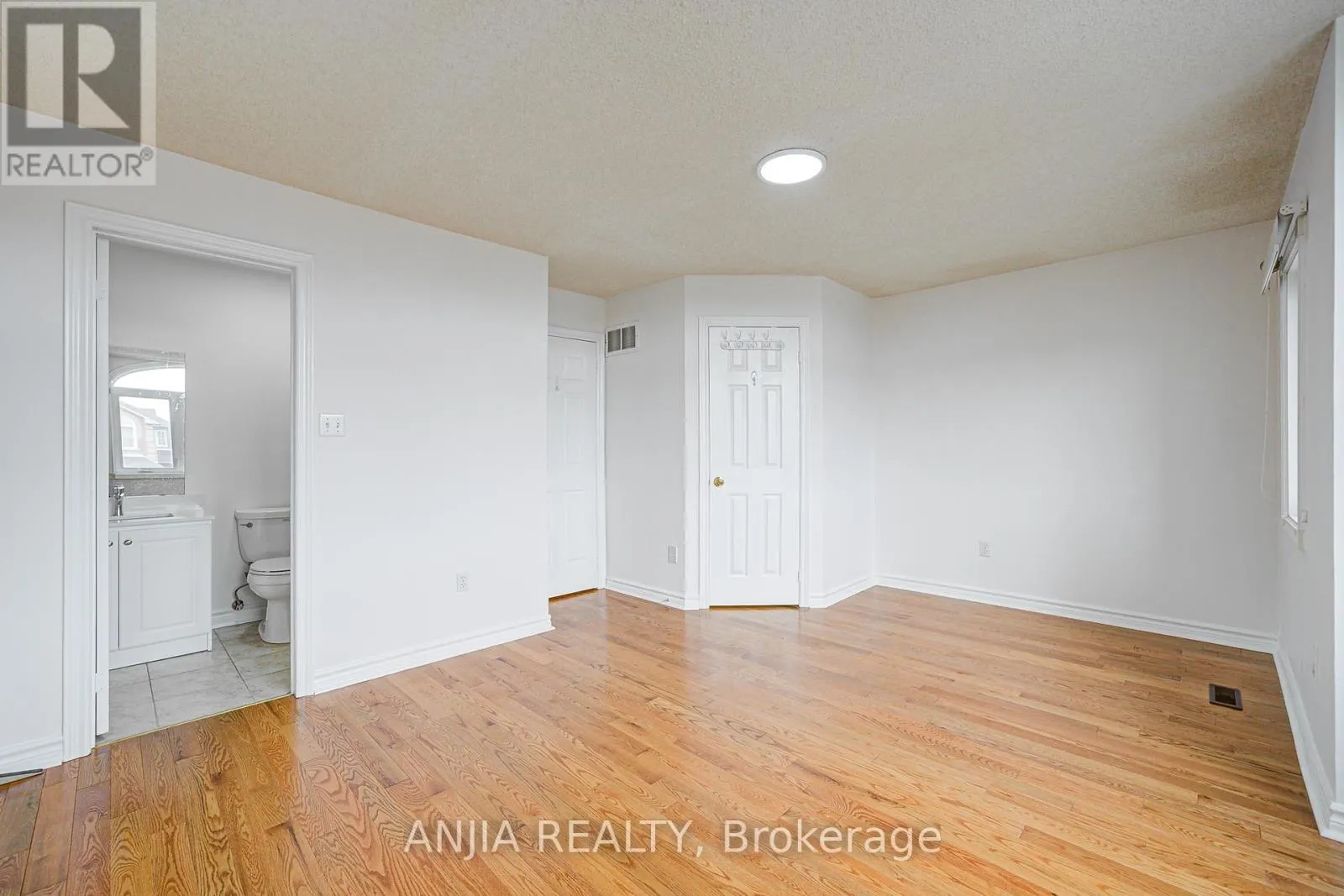 203 MILLIKEN MEADOWS DRIVE