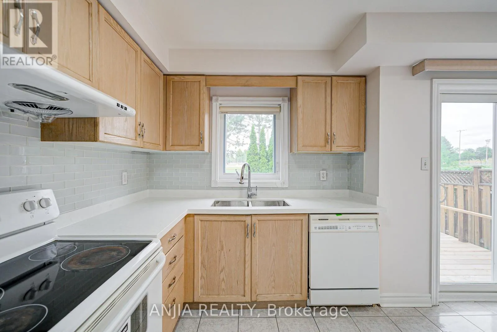203 MILLIKEN MEADOWS DRIVE