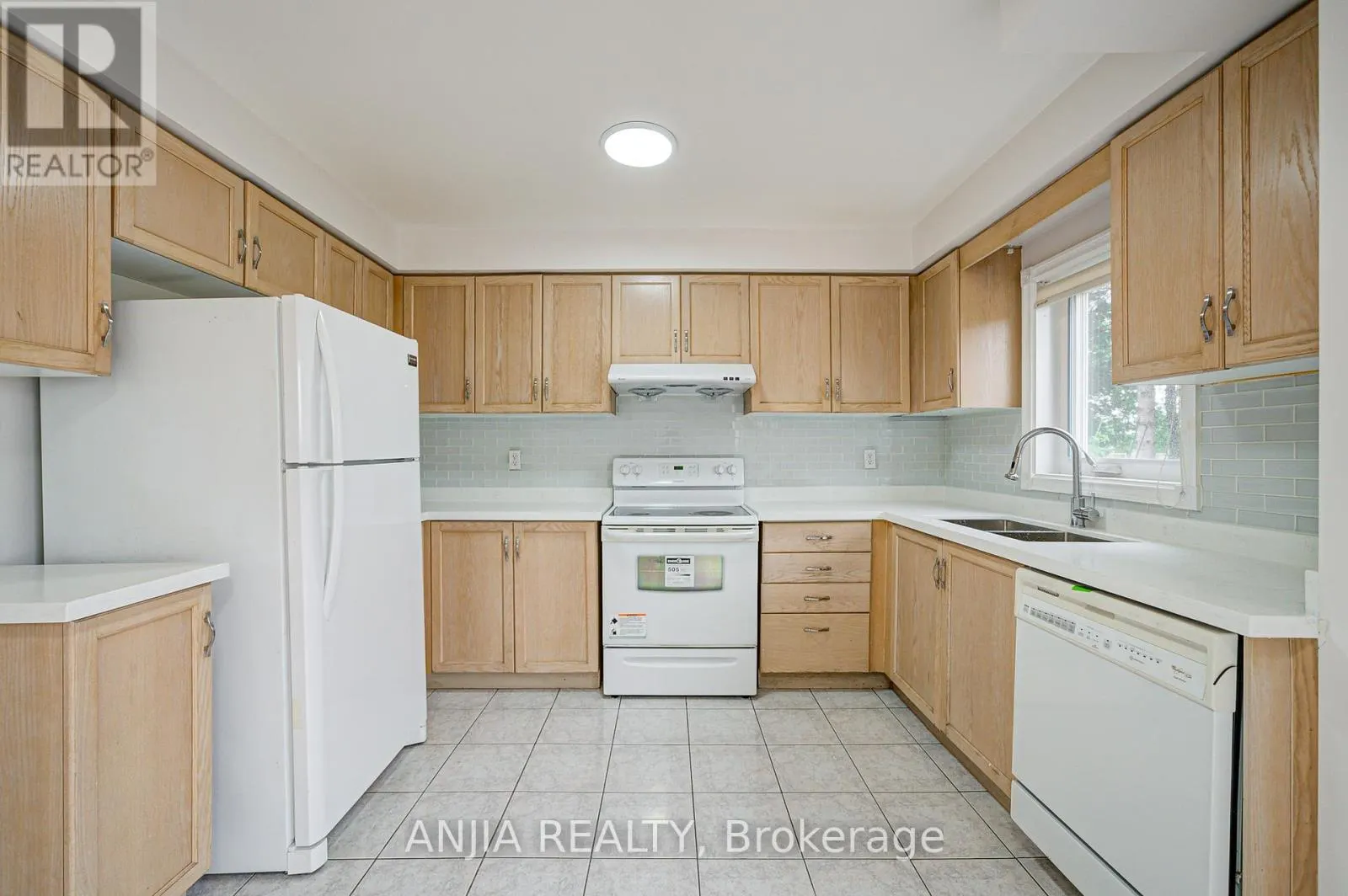 203 MILLIKEN MEADOWS DRIVE