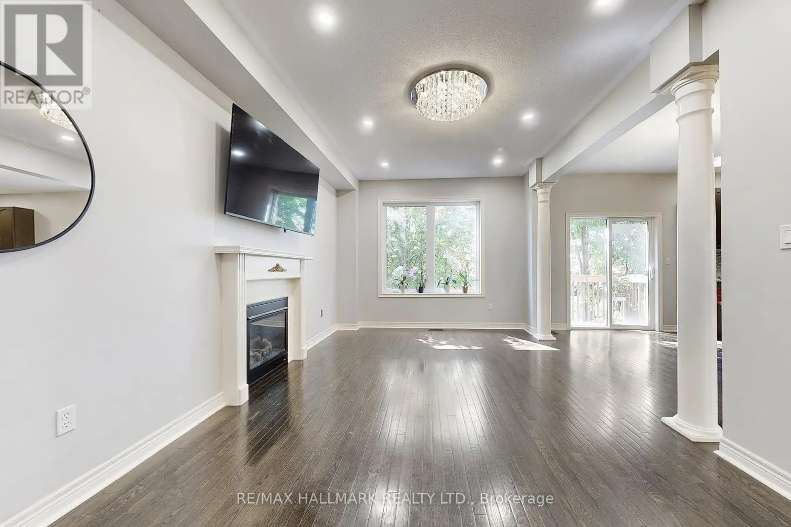 133 AIKENHEAD AVENUE