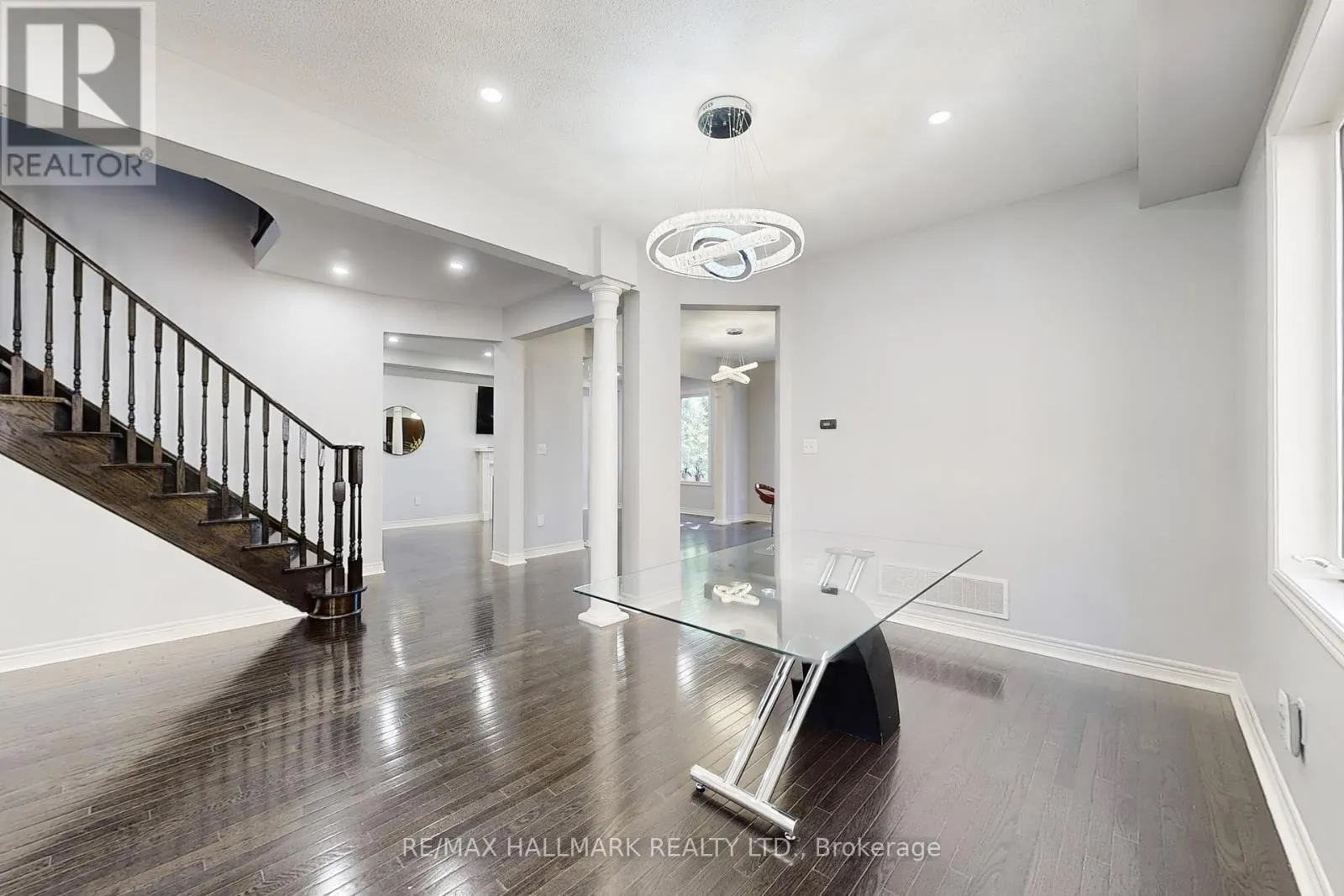 133 AIKENHEAD AVENUE