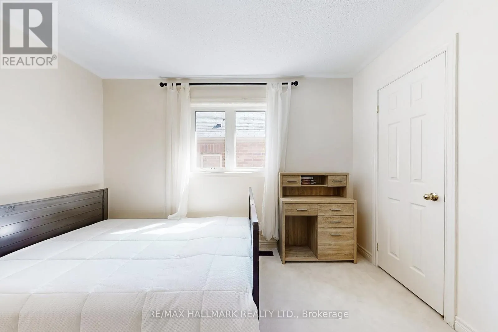 133 AIKENHEAD AVENUE