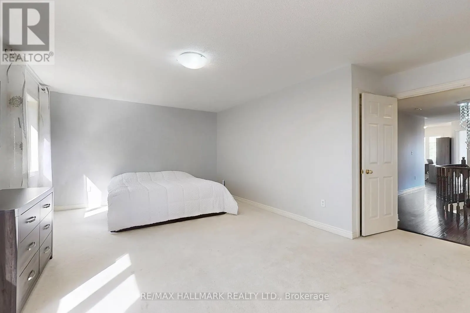 133 AIKENHEAD AVENUE