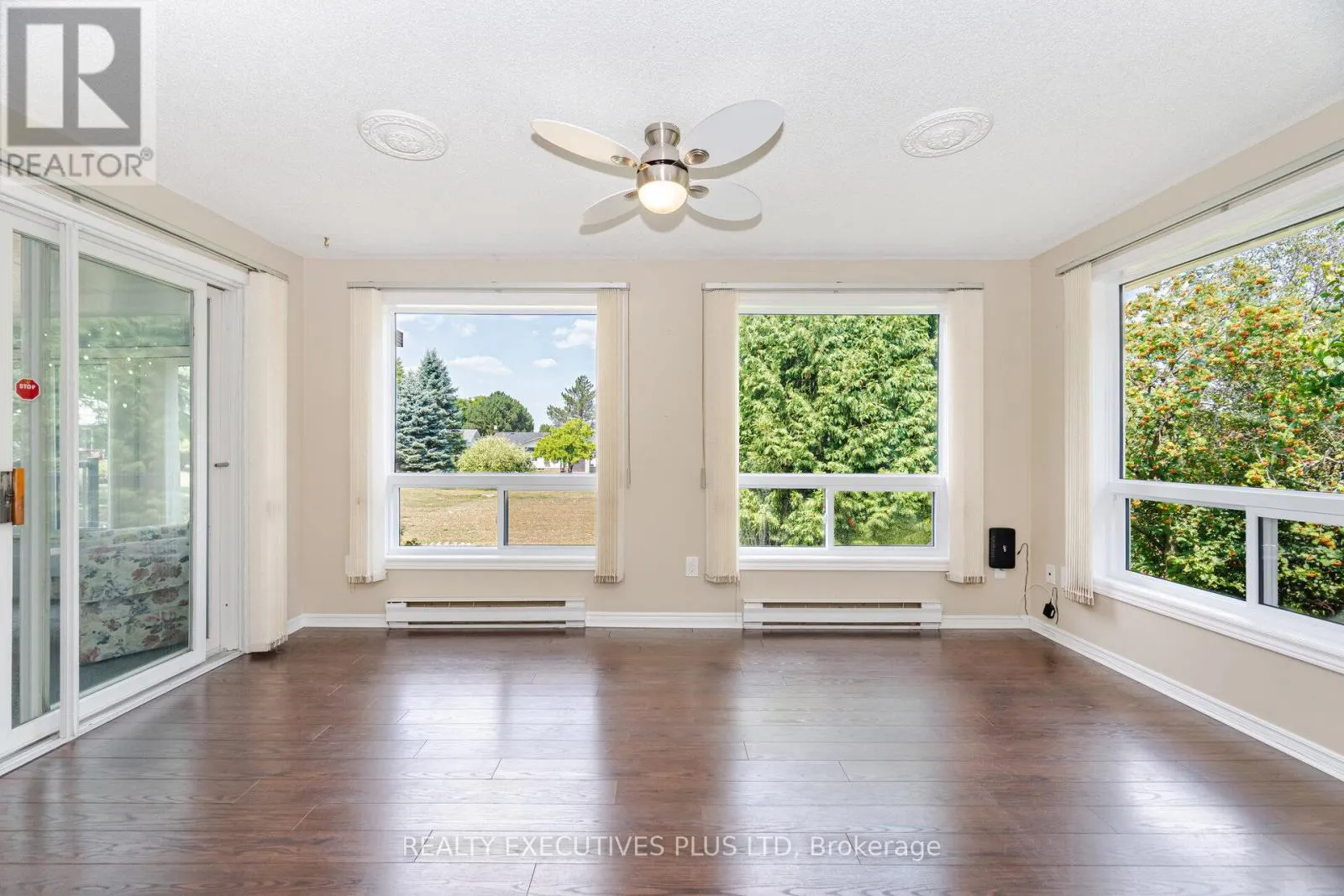 112 TECUMSETH PINES DRIVE