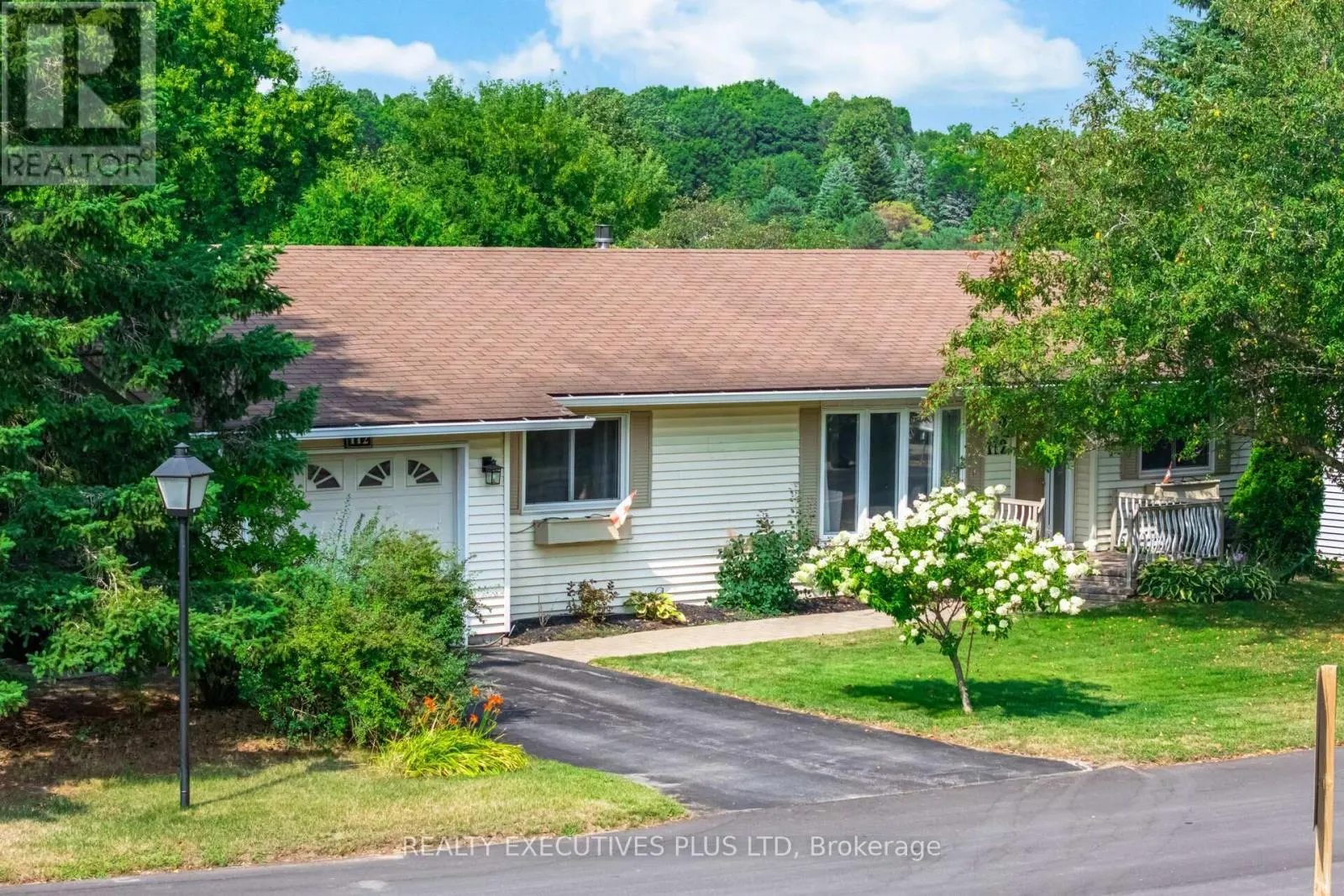 112 TECUMSETH PINES DRIVE