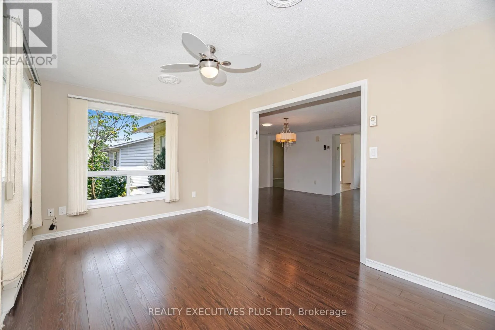 112 TECUMSETH PINES DRIVE