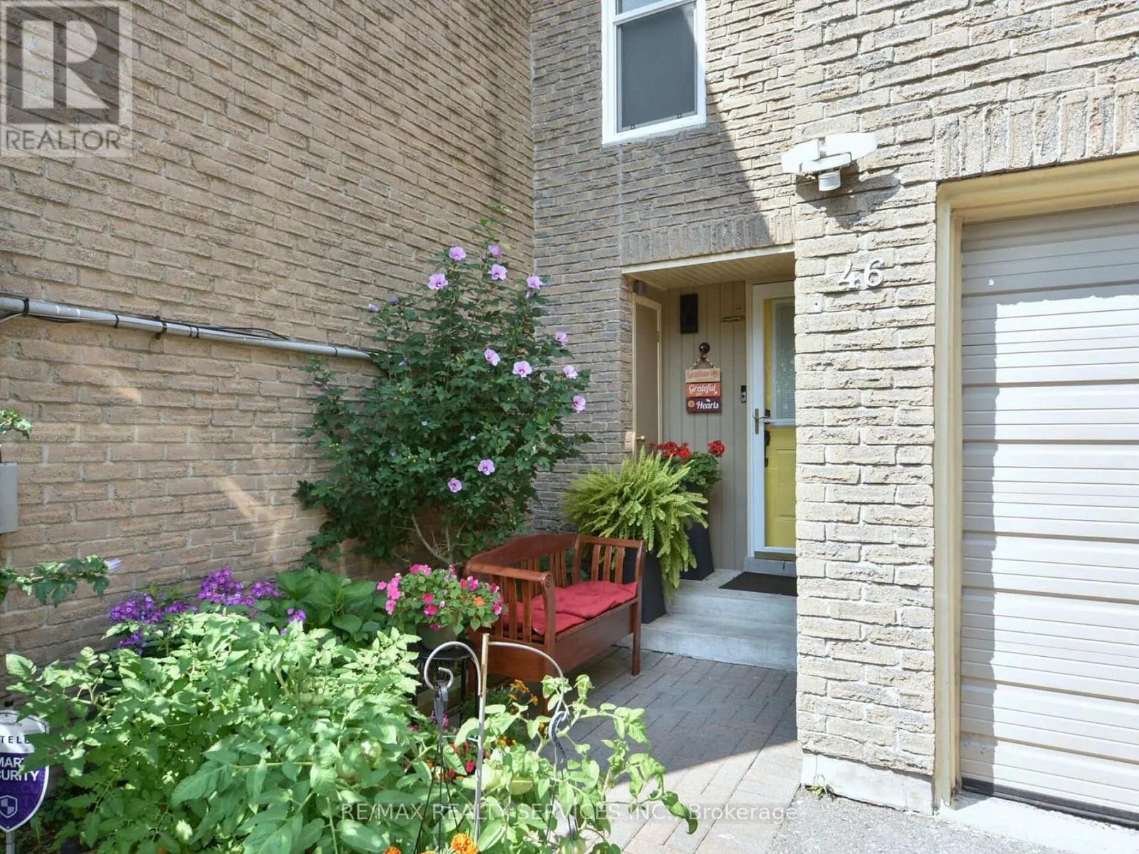 80 - 46 LINDISFARNE WAY E