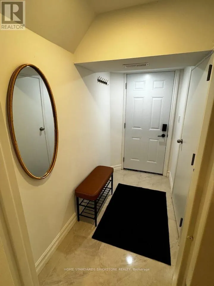 LOWER LEVEL - 293 NARINIA CRESCENT