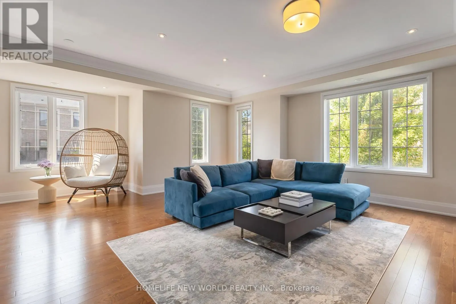 22 AMERICAN ELM WAY