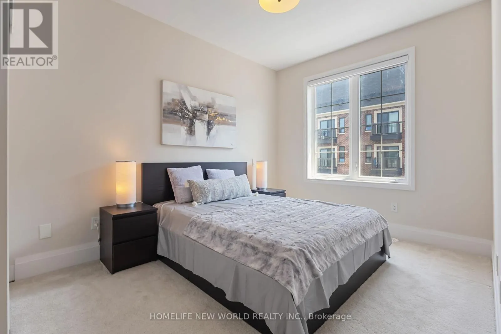 22 AMERICAN ELM WAY