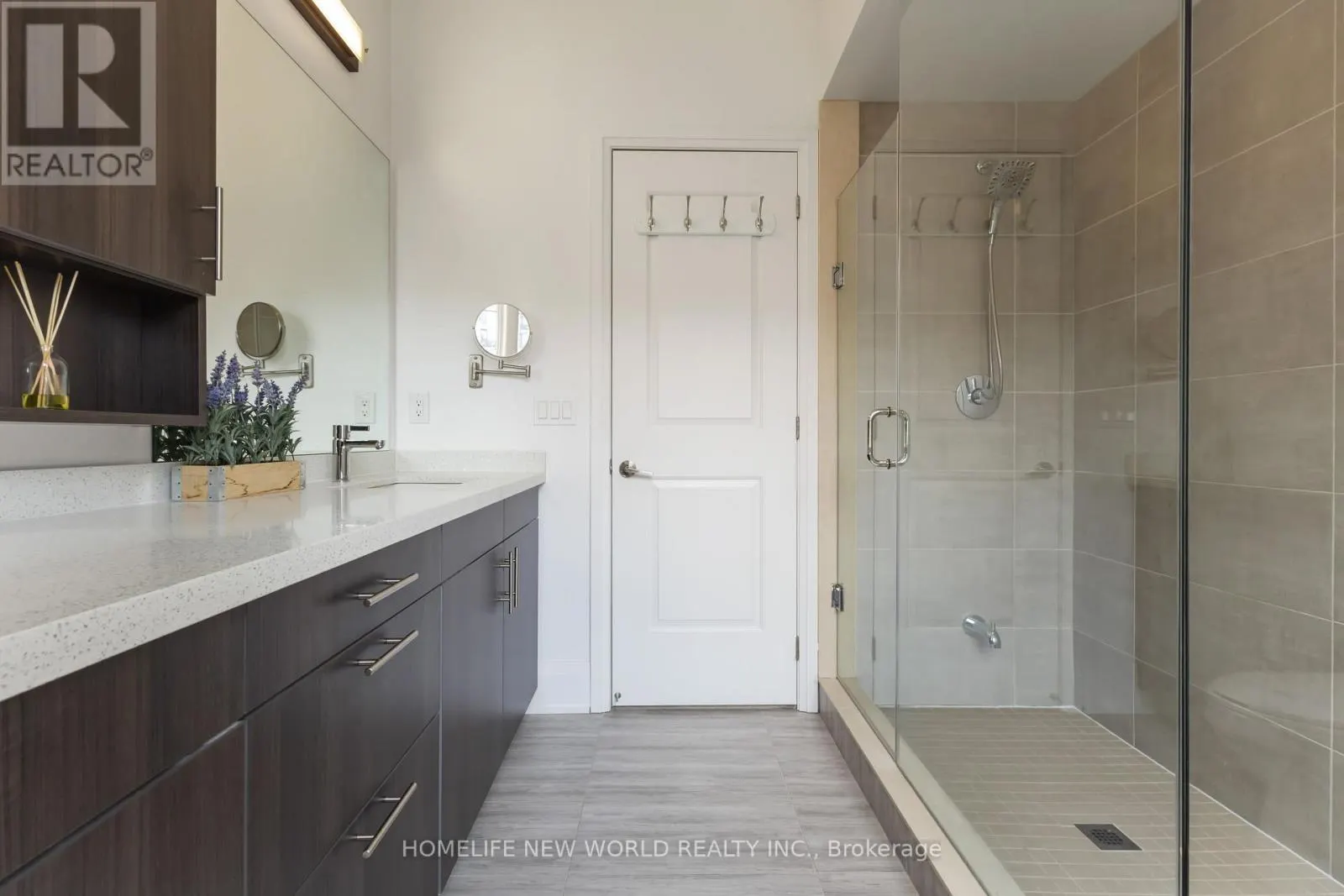 22 AMERICAN ELM WAY