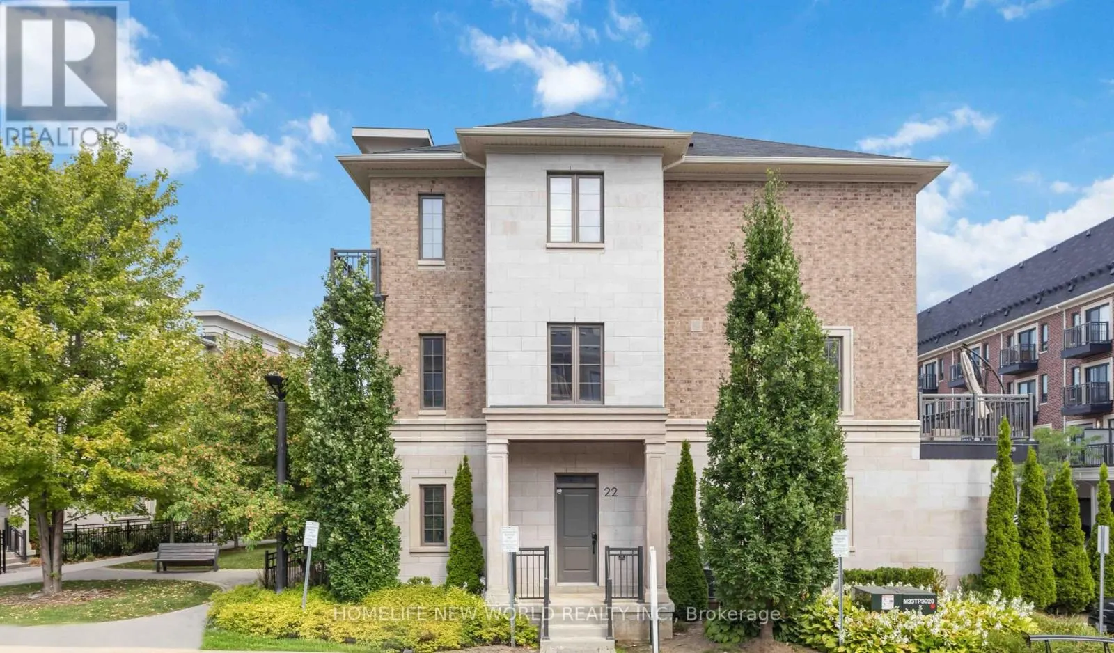 22 AMERICAN ELM WAY
