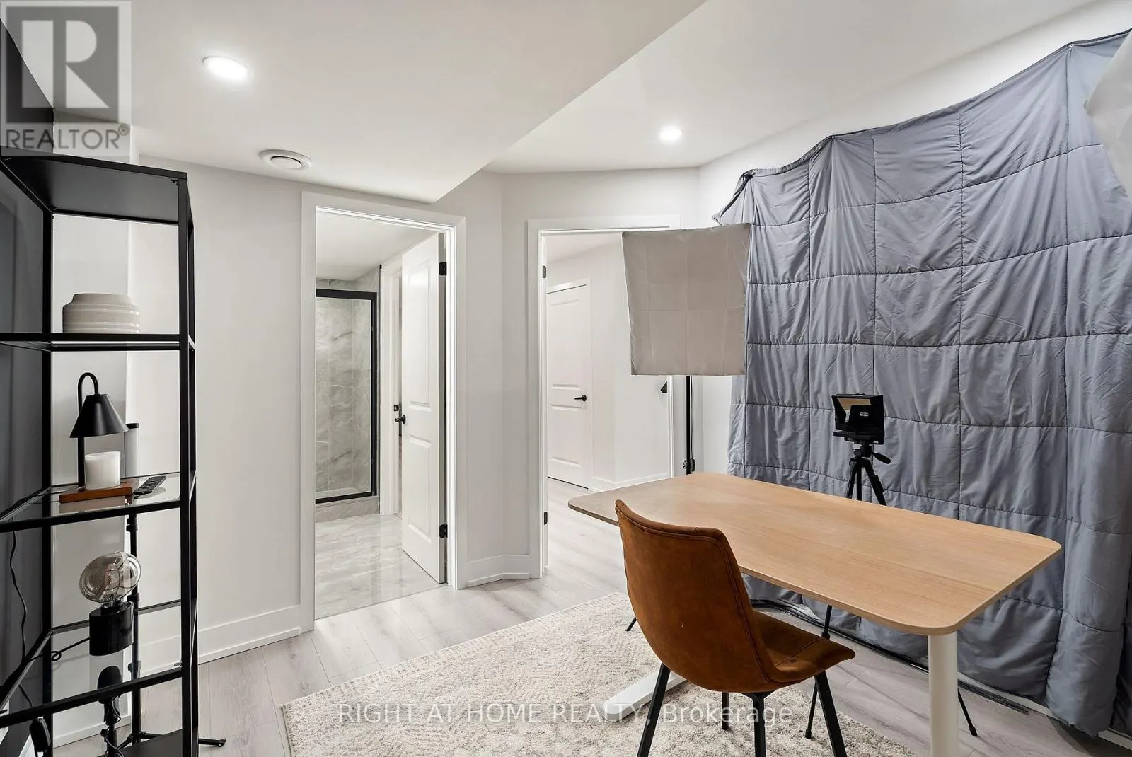15 SUGARBERRY AVENUE