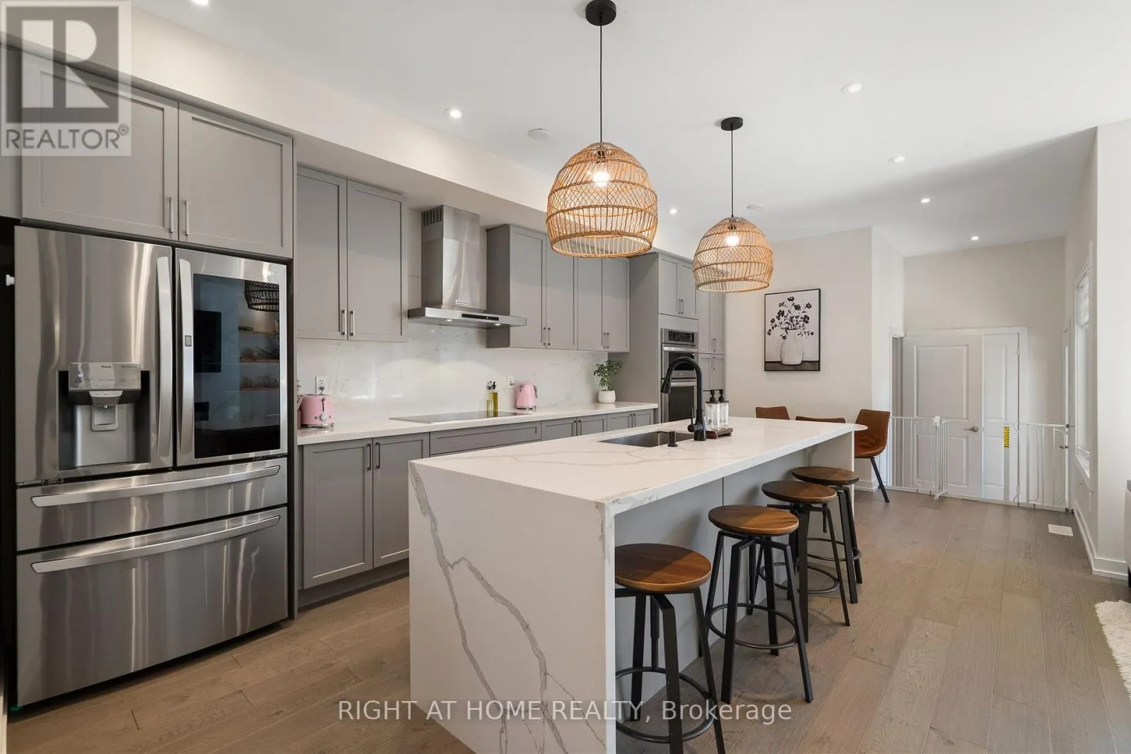 15 SUGARBERRY AVENUE