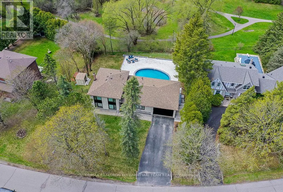 56 CYNTHIA CRESCENT
