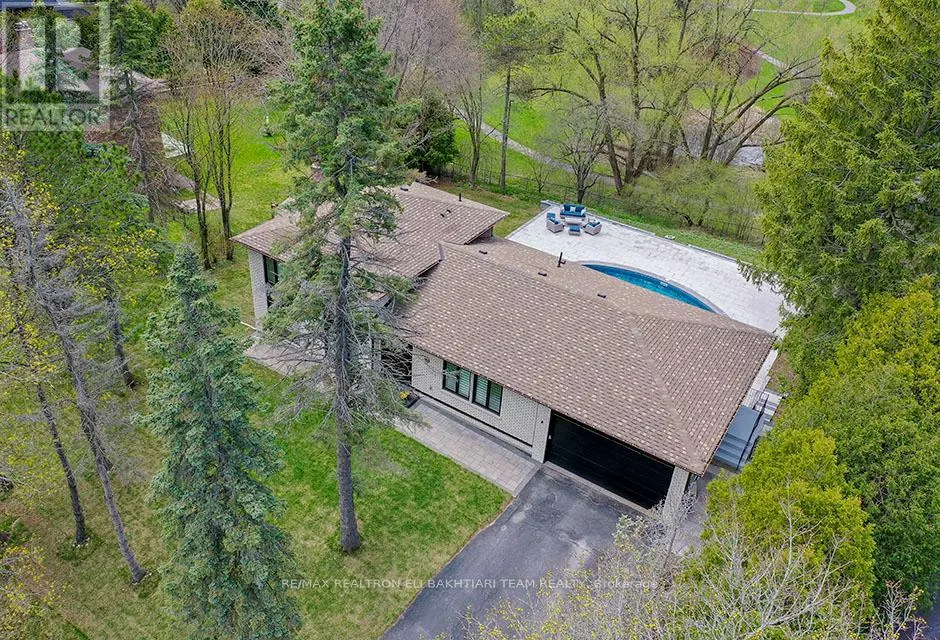 56 CYNTHIA CRESCENT