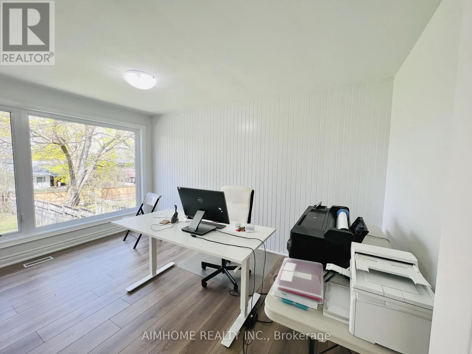 (MAIN) - 108 STEELES AVENUE E