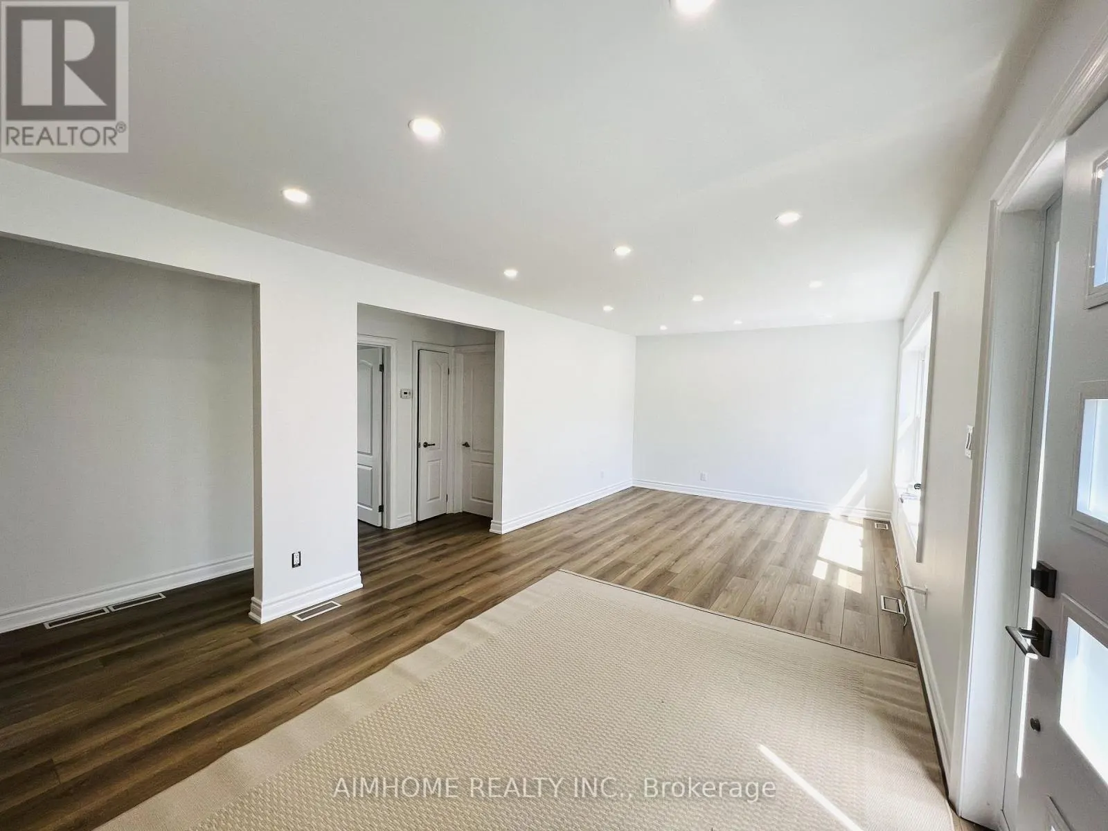 (MAIN) - 108 STEELES AVENUE E