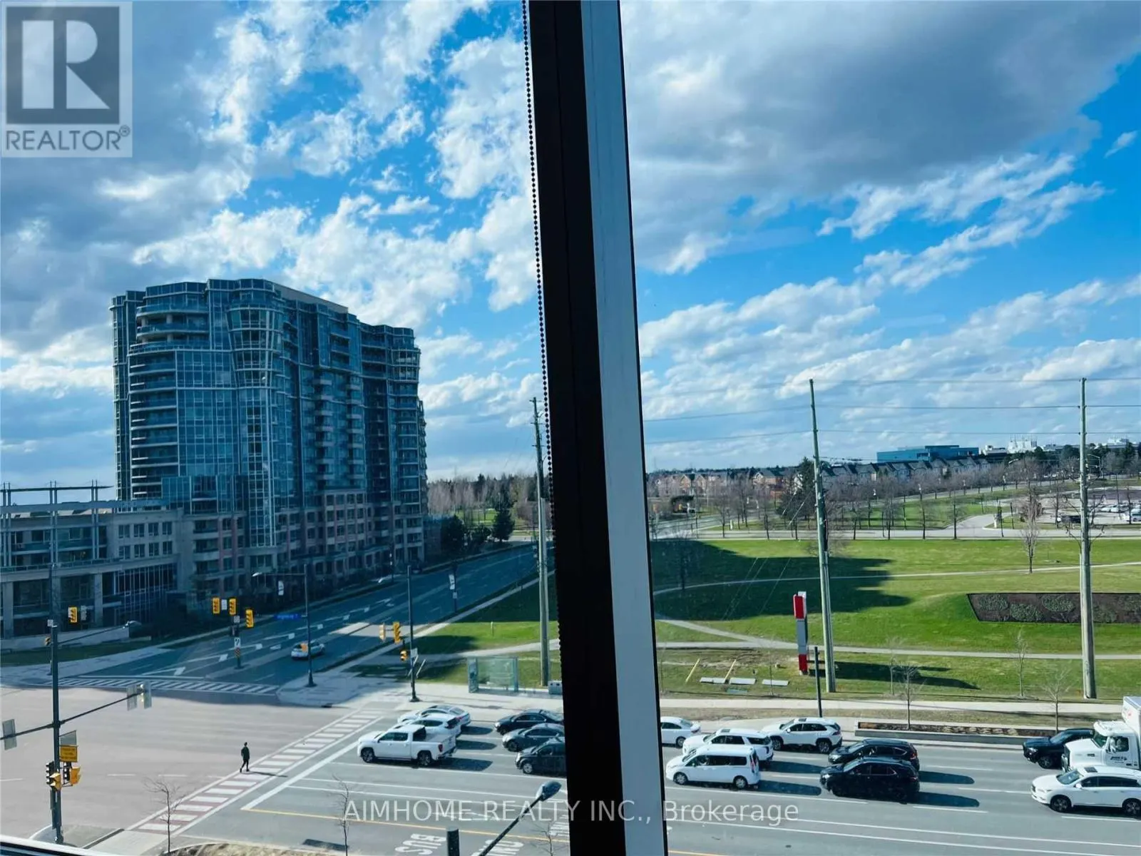 504 - 3601 HIGHWAY 7 AVENUE E