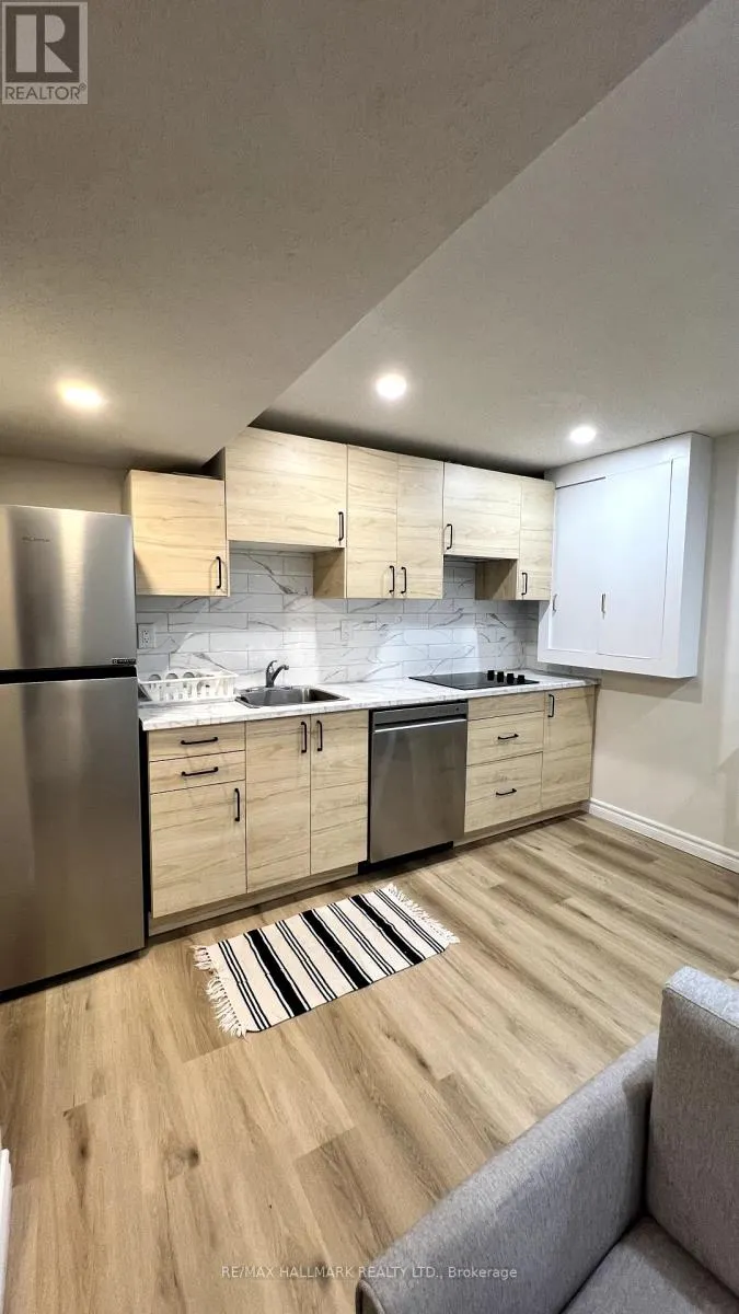 BASEMENT UNIT#2 - 37 CRYSTAL DRIVE