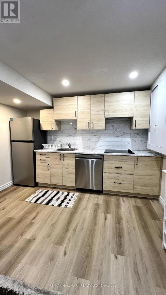 BASEMENT UNIT#2 - 37 CRYSTAL DRIVE