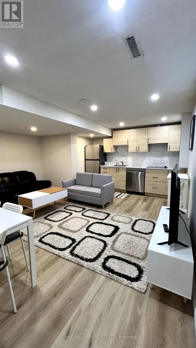 BASEMENT UNIT#2 - 37 CRYSTAL DRIVE