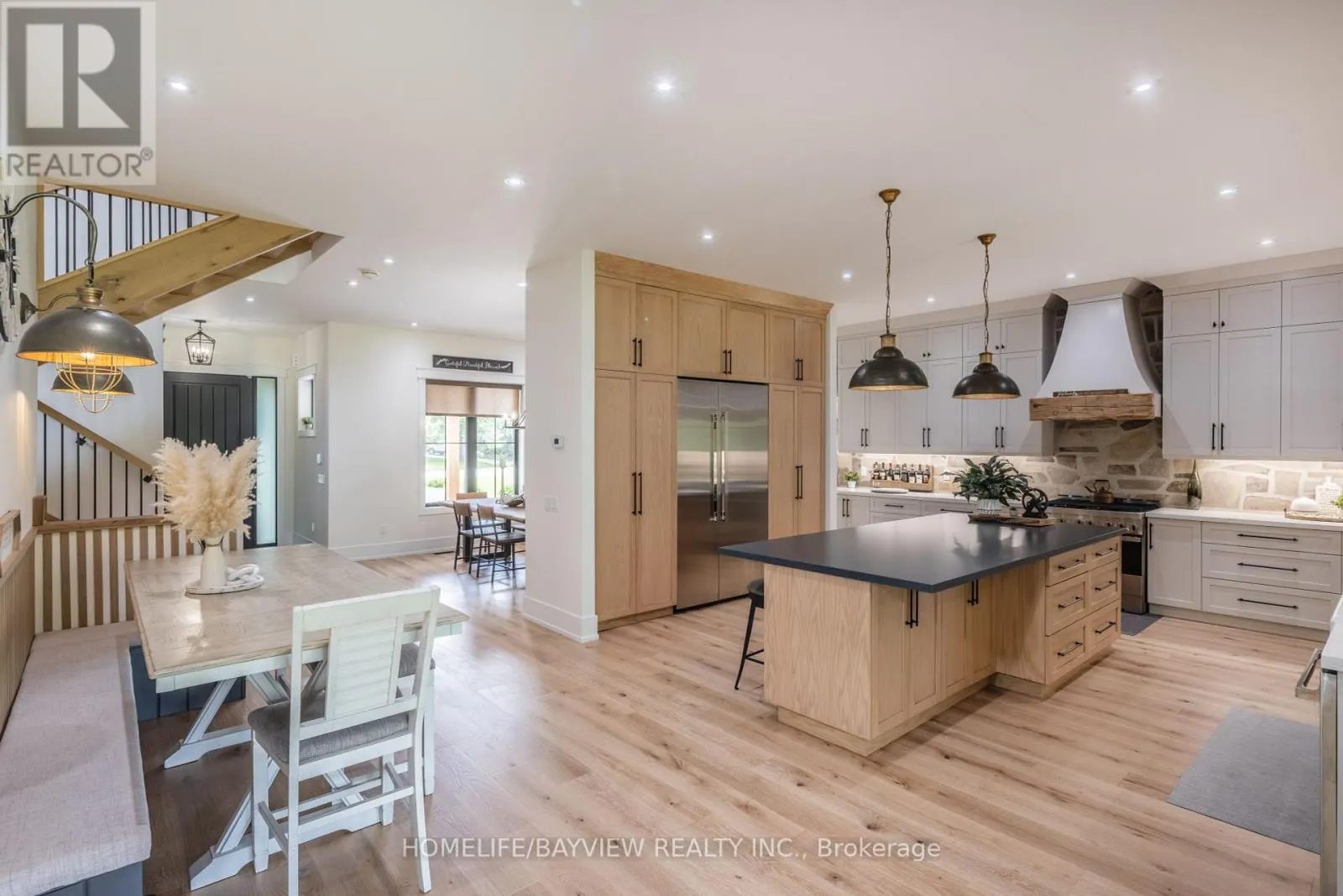 17 JASMINE CRESCENT