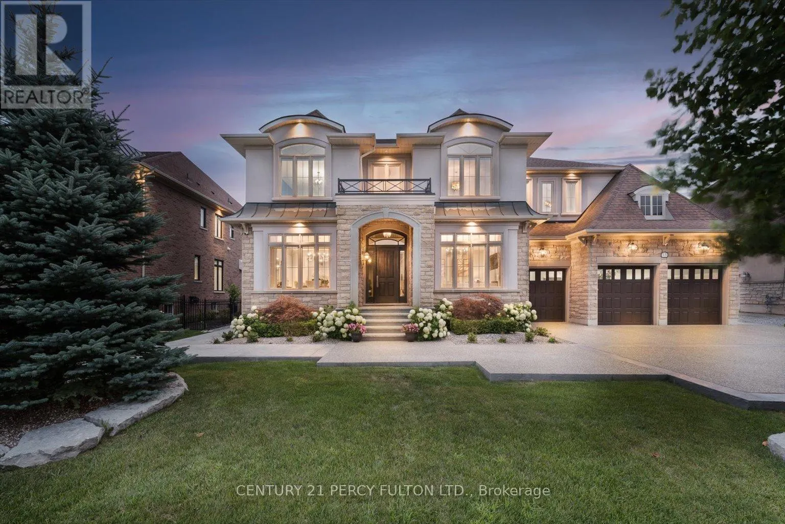 13 COUNTRY CLUB CRESCENT