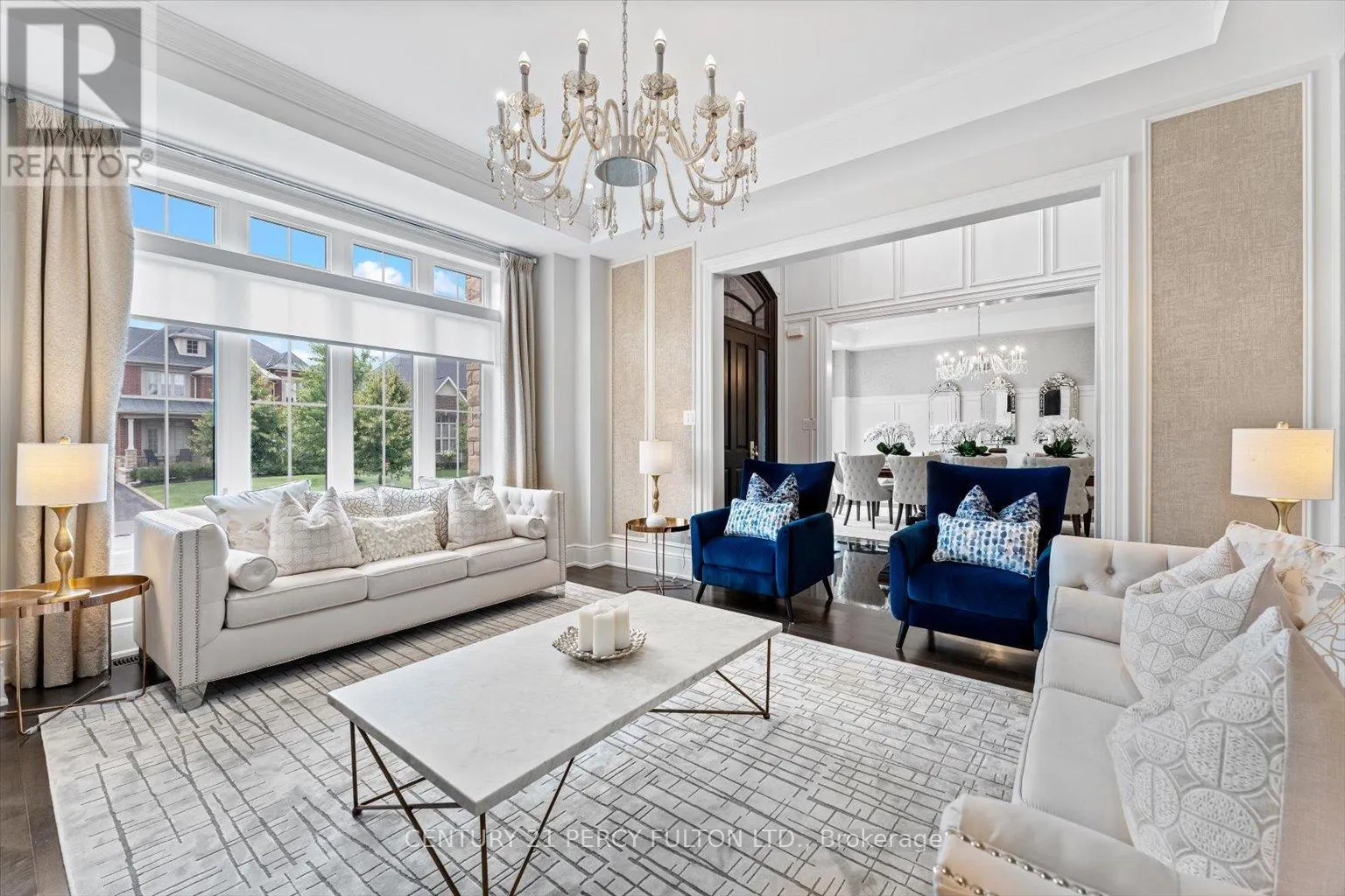 13 COUNTRY CLUB CRESCENT