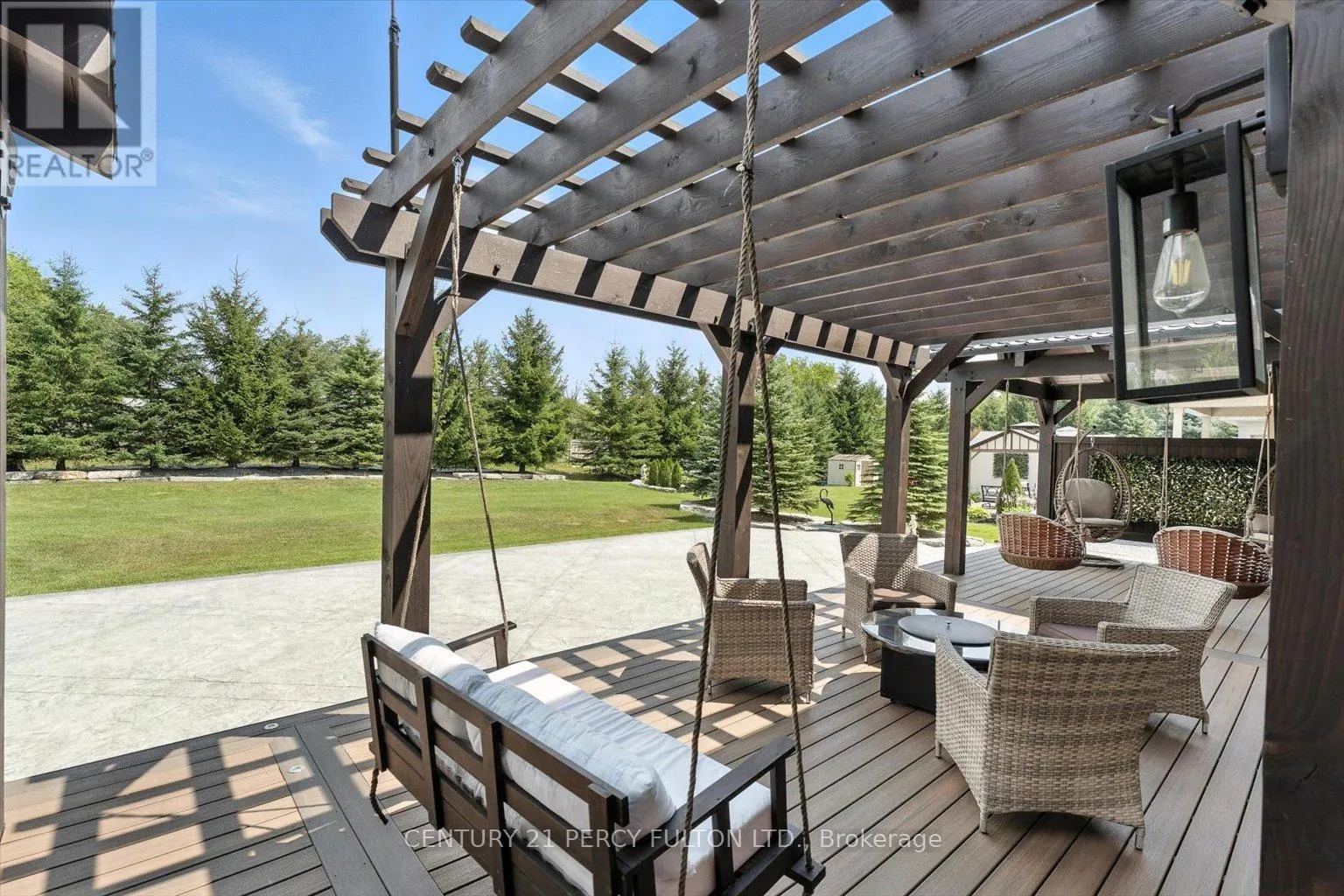 13 COUNTRY CLUB CRESCENT