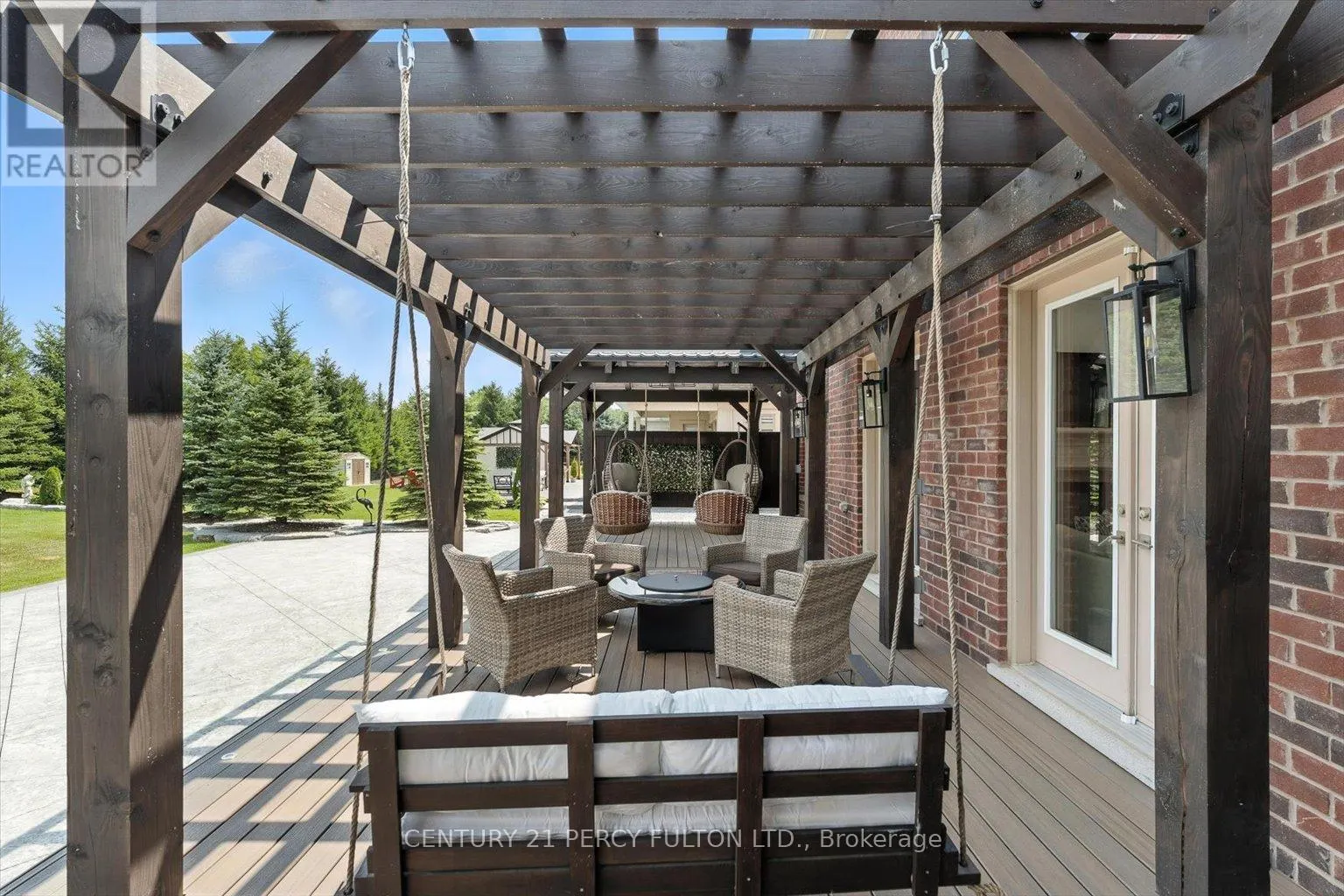 13 COUNTRY CLUB CRESCENT