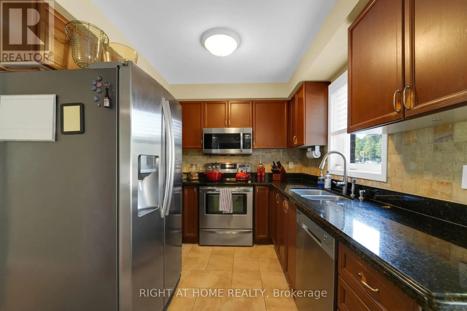 304 RHODES CIRCLE