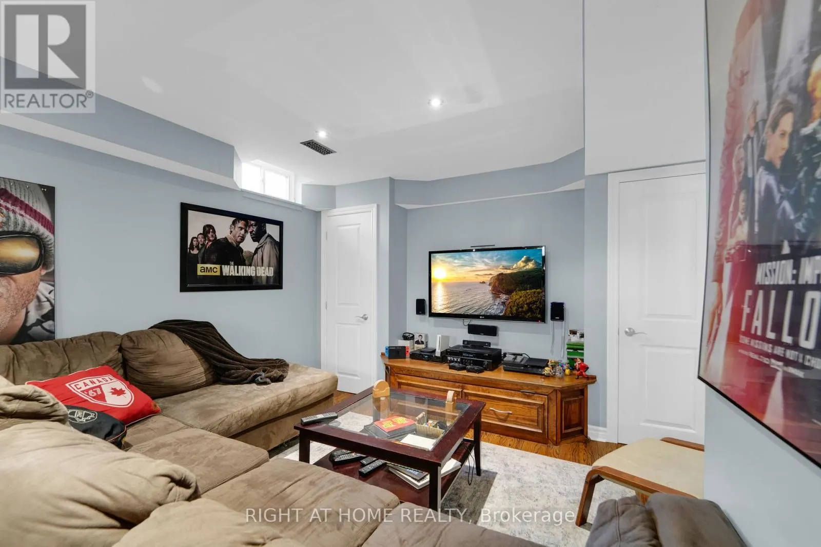 304 RHODES CIRCLE