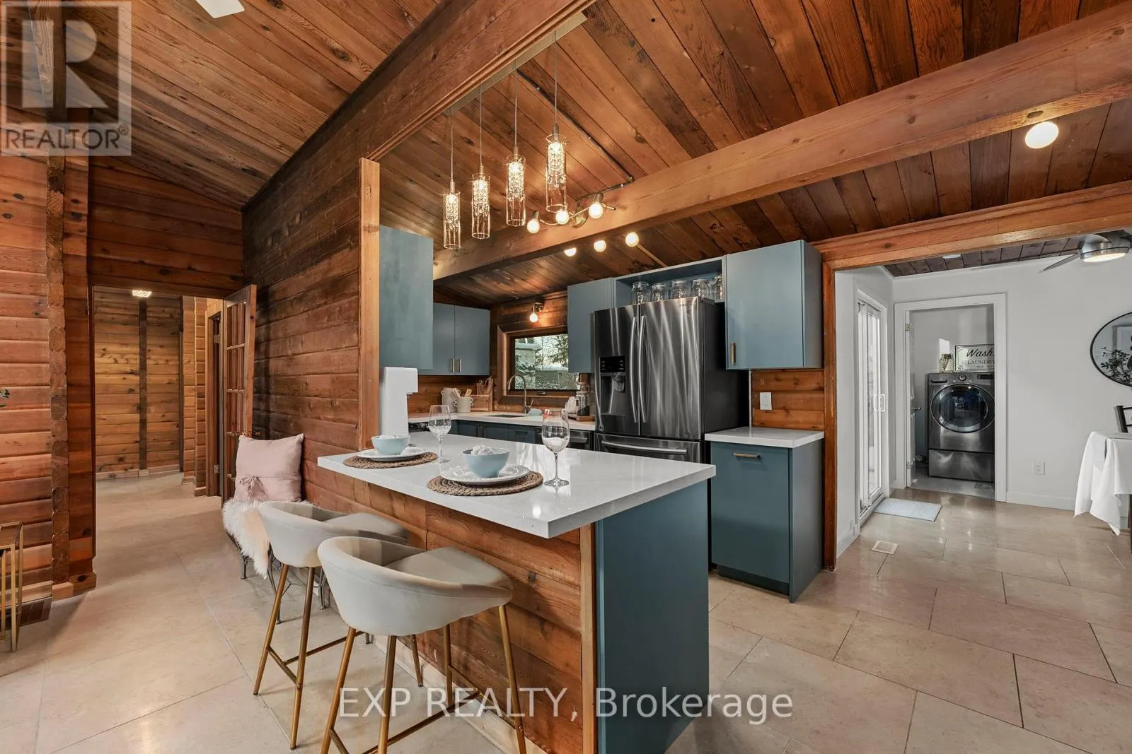 10 MAPLEWOOD LANE