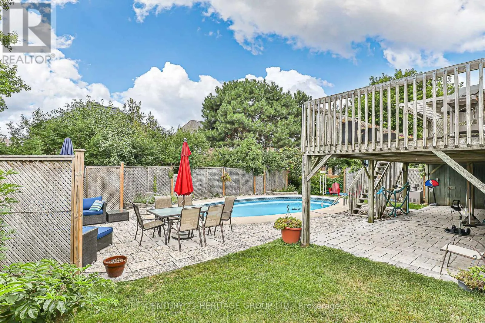 231 JOHN BOWSER CRESCENT