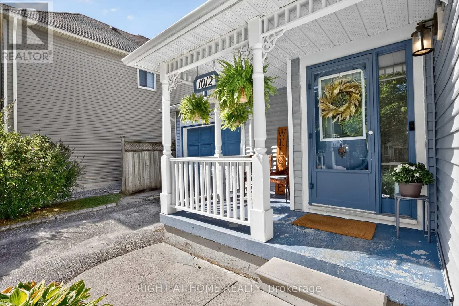 1012 LINDEN STREET