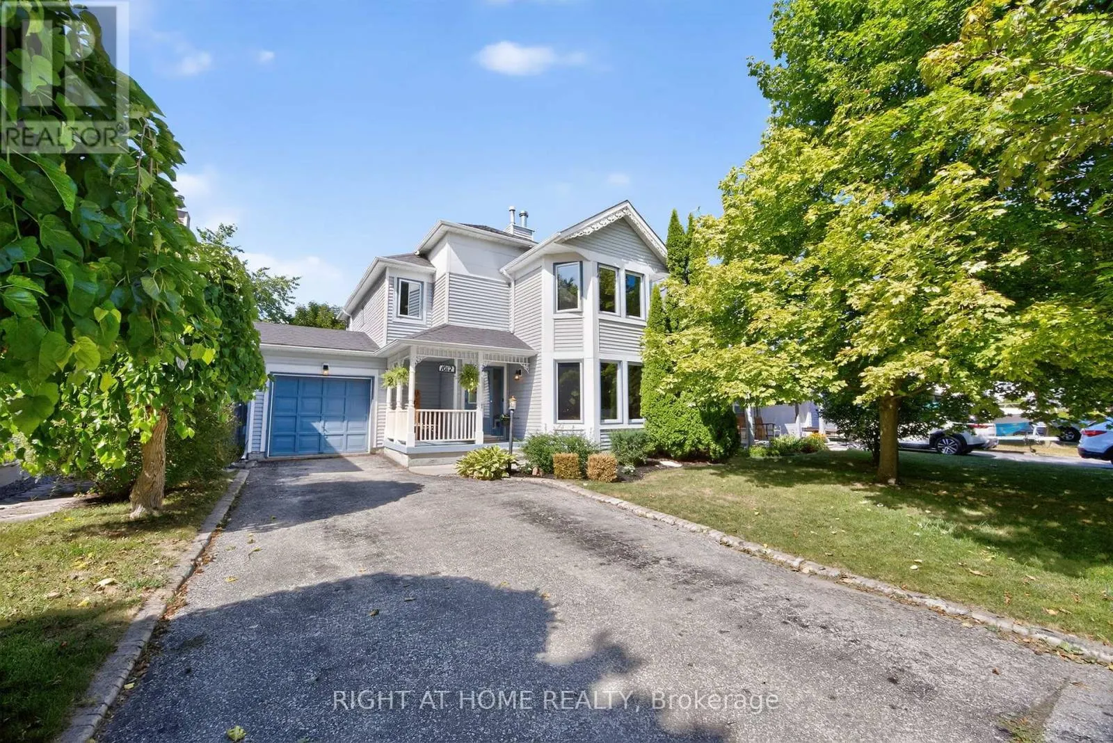 1012 LINDEN STREET